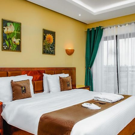 Hotel Regina The Pearl Aneho Екстериор снимка
