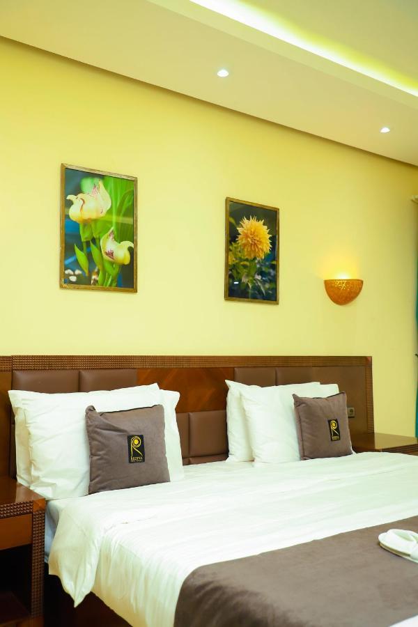 Hotel Regina The Pearl Aneho Екстериор снимка