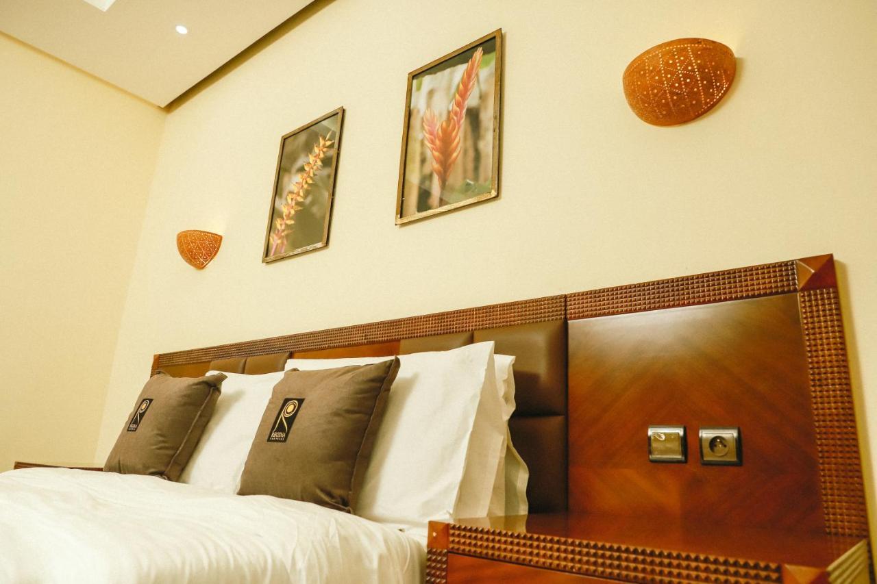Hotel Regina The Pearl Aneho Екстериор снимка
