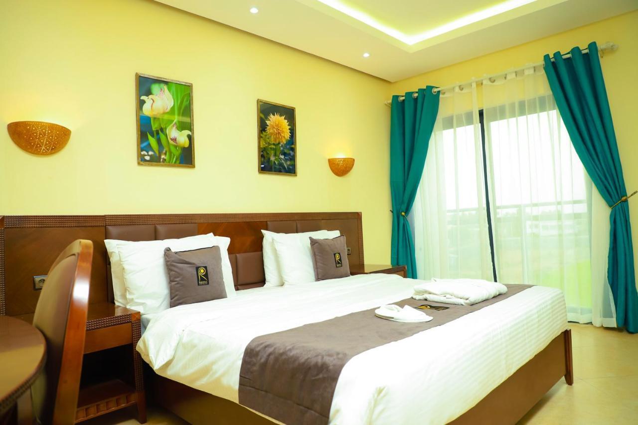 Hotel Regina The Pearl Aneho Екстериор снимка