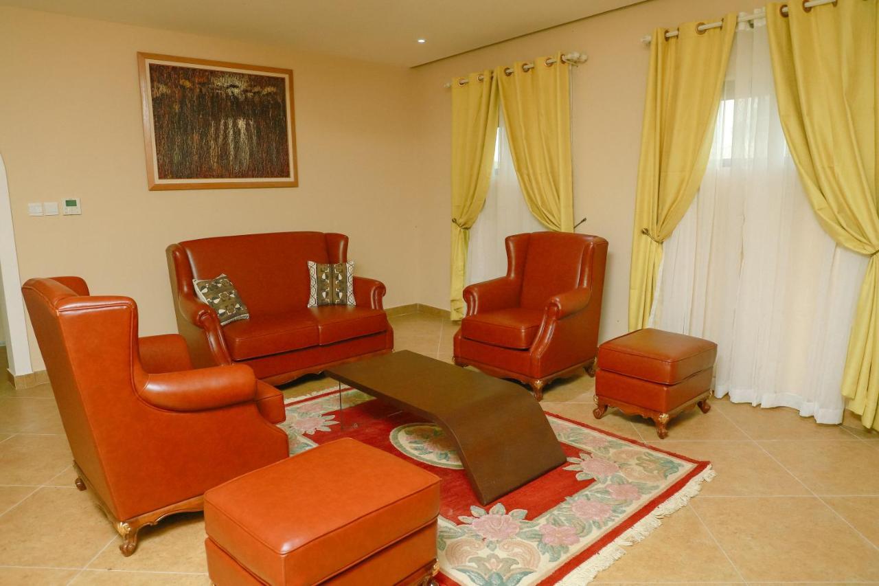 Hotel Regina The Pearl Aneho Екстериор снимка