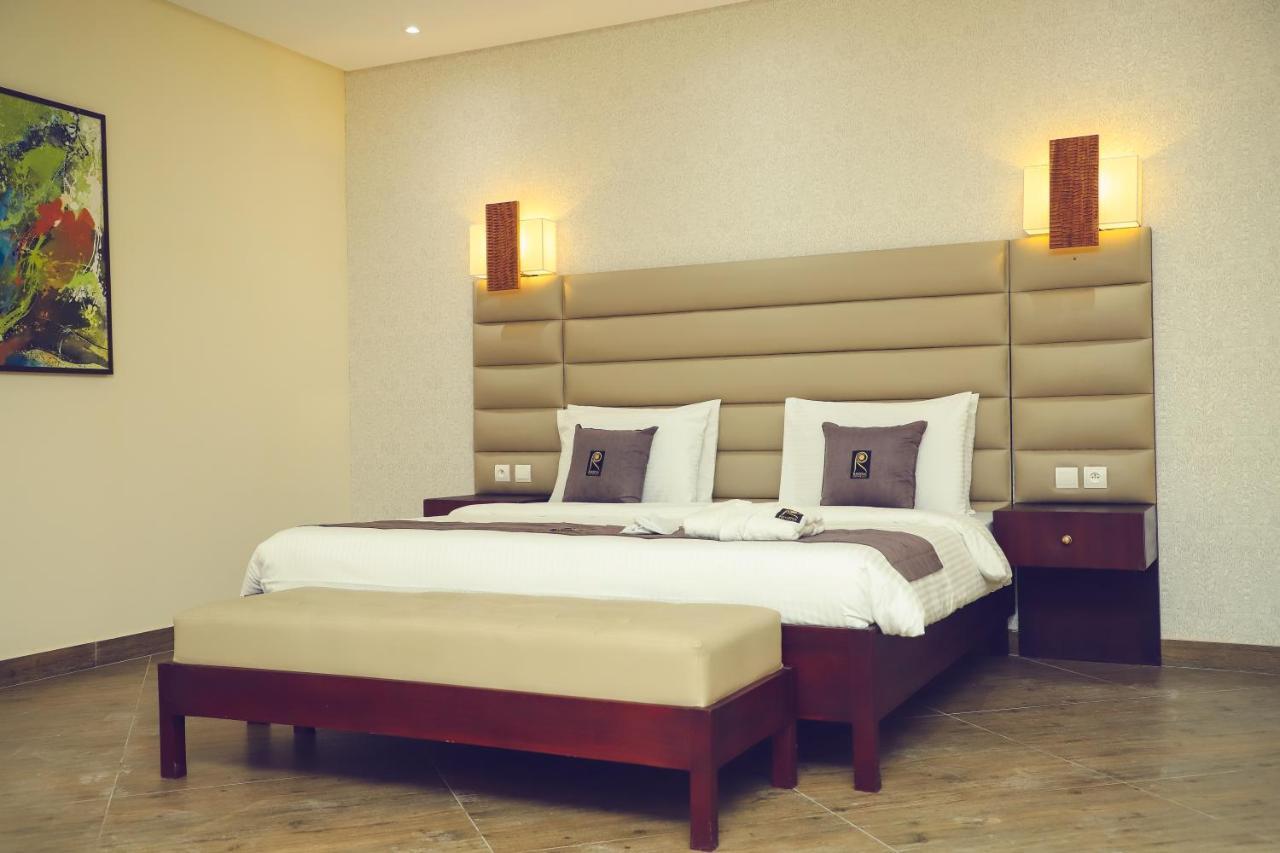 Hotel Regina The Pearl Aneho Екстериор снимка