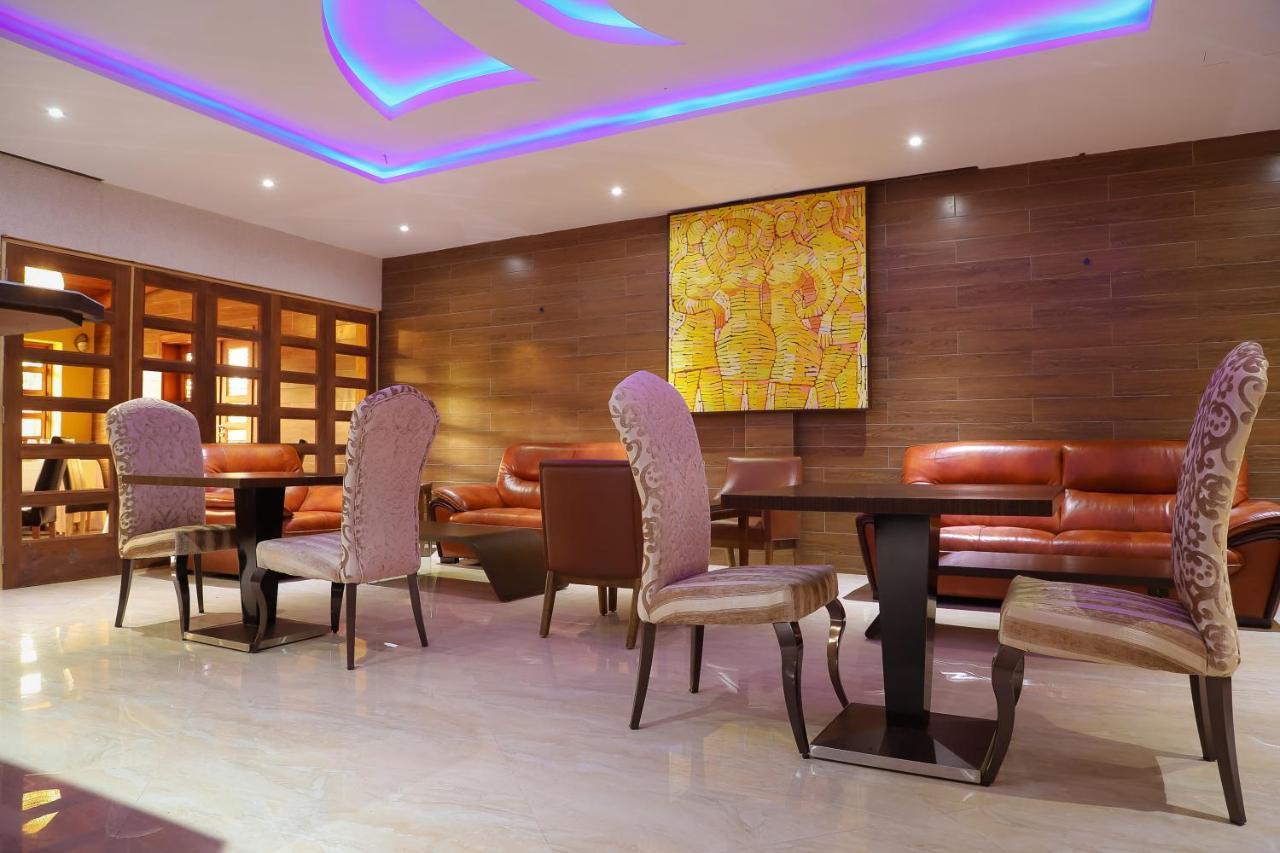 Hotel Regina The Pearl Aneho Екстериор снимка